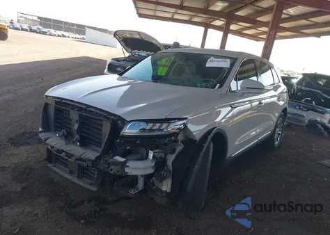 2022 Lincoln Nautilus Standard z USA, uszkodzony, nr VIN 2LMPJ6J9XNBL07600